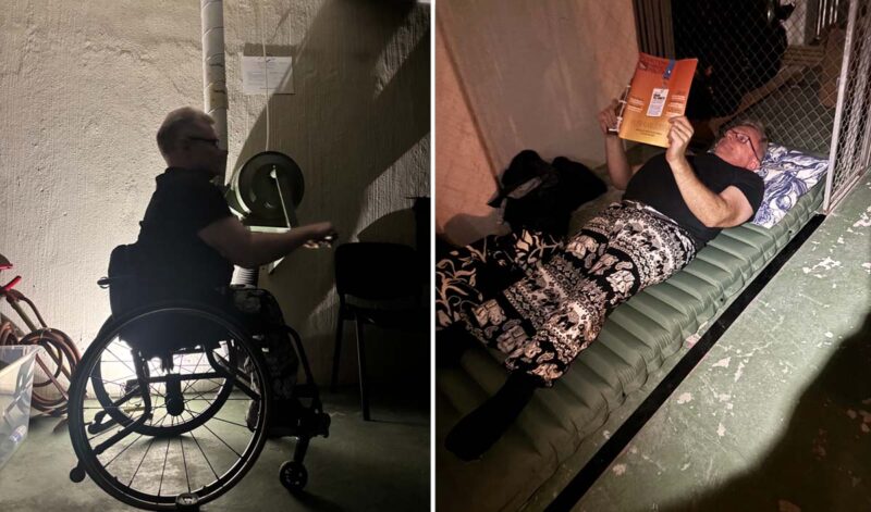 Montage av två bilder. Den ena föreställer en man i rullstol som manövrerar en vev på en rund låda monterad på väggen. Den andra visar samma man liftande på en luftmadrass på golvet med en tidning i  händerna. 